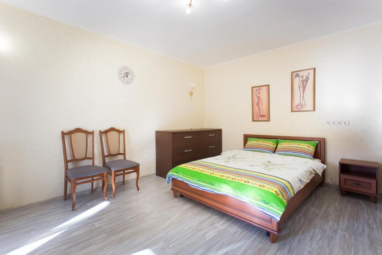 Heroiv Kharkova Avenue 38-64 Exterior photo